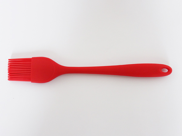 Silicone brush for kitchen utensils